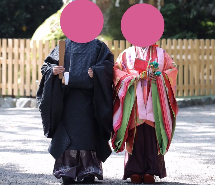 男性30代・女性20代の画像